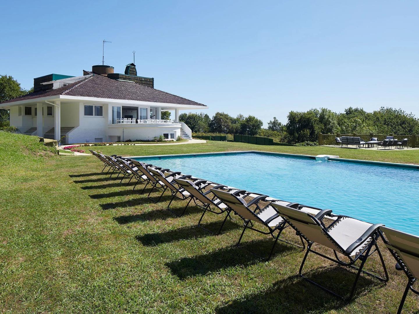 Casa con piscina